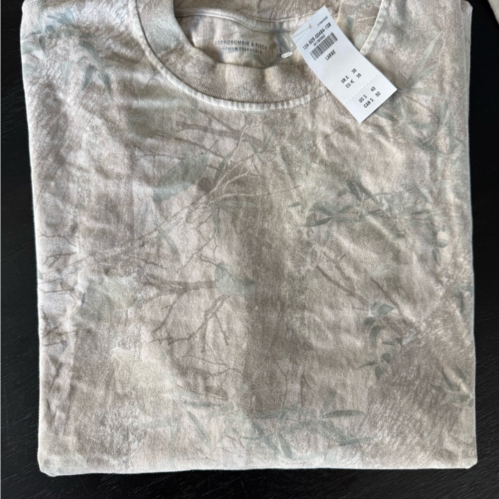 Abercrombie & Fitch Camo Tee